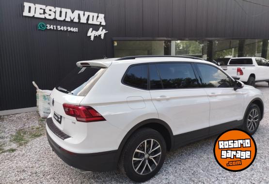 Camionetas - Volkswagen TIGUAN AT 7ASIENTOS 2019 Nafta 80000Km - En Venta