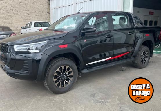 Camionetas - Toyota Hilux SRV / GR S 2023 Diesel 0Km - En Venta