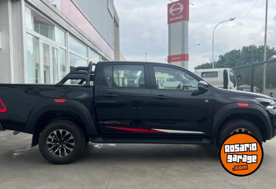 Camionetas - Toyota Hilux SRV / GR S 2023 Diesel 0Km - En Venta