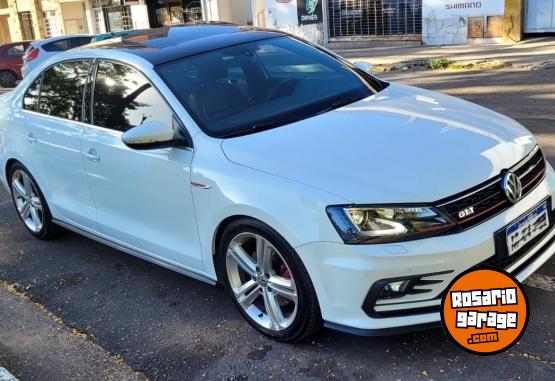 Autos - Volkswagen VENTO 2.0 GLI DSG + NAV 2017 Nafta 90500Km - En Venta