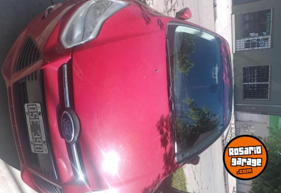 Autos - Ford Focus se plus 2.0 2015 Nafta 124000Km - En Venta