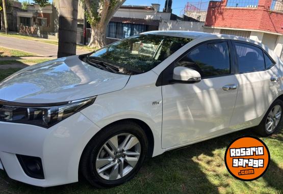 Autos - Toyota Corolla 2014 Nafta 142000Km - En Venta