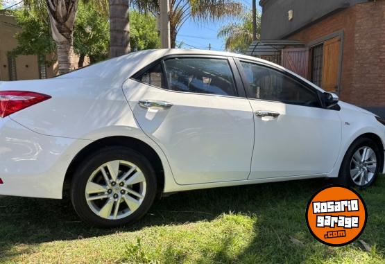 Autos - Toyota Corolla 2014 Nafta 142000Km - En Venta