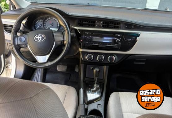 Autos - Toyota Corolla 2014 Nafta 142000Km - En Venta