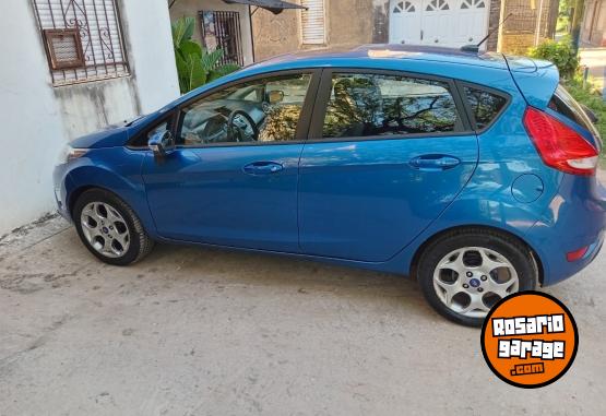 Autos - Ford FIESTA KINETIC TITANIUM 2011 Nafta 130000Km - En Venta