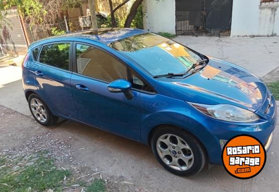 Autos - Ford FIESTA KINETIC TITANIUM 2011 Nafta 130000Km - En Venta