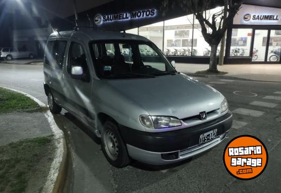 Utilitarios - Peugeot Patagonica 2009 Diesel 220000Km - En Venta