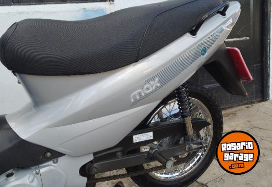 Motos - Mondial Ld 2023 Nafta 5700Km - En Venta