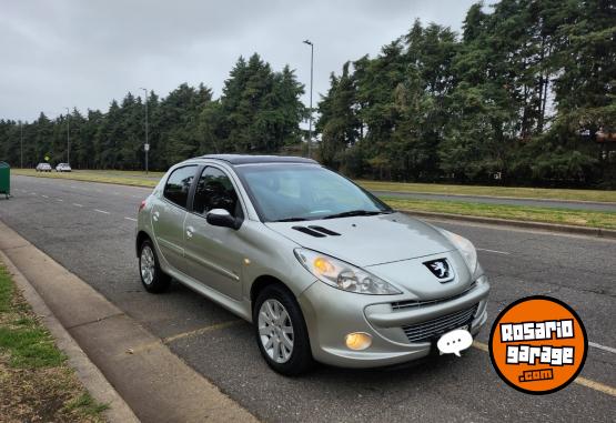 Autos - Peugeot 207 2013 Diesel 120000Km - En Venta