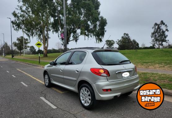 Autos - Peugeot 207 2013 Diesel 120000Km - En Venta