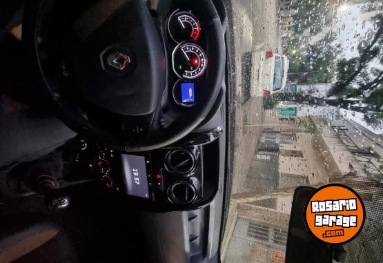 Camionetas - Renault Duster privilege 4x4 2018 Nafta 49500Km - En Venta