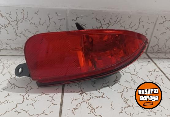 Accesorios para Autos - Faro trasero de paragolpe derecho Corsa 2 - En Venta