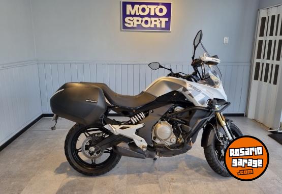 Motos - CF 650 MT 2023 Nafta 3753Km - En Venta