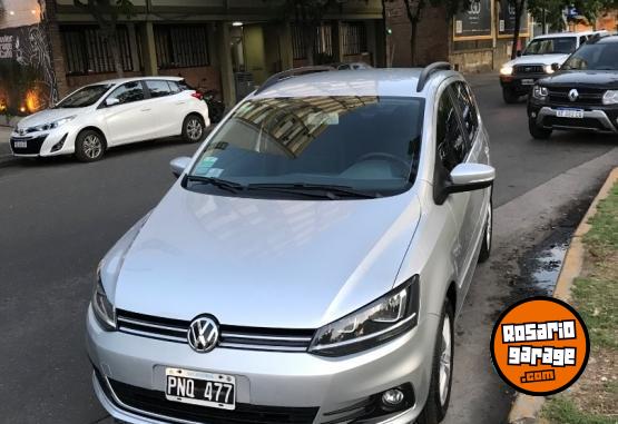 Autos - Volkswagen Suran 2016 Nafta 80000Km - En Venta