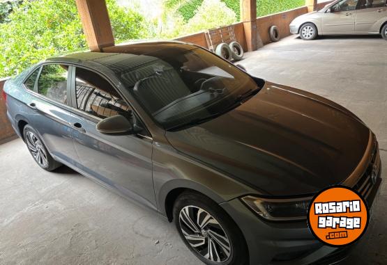 Autos - Volkswagen VENTO 1.4 TURBO HIGHLINE 2018 Nafta 110000Km - En Venta