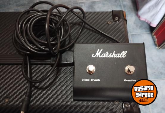 Instrumentos Musicales - Amplificador Marshall cfx 50w con pedal - En Venta