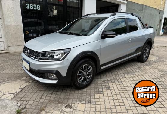 Utilitarios - Volkswagen saveiro 2018 Nafta 70000Km - En Venta