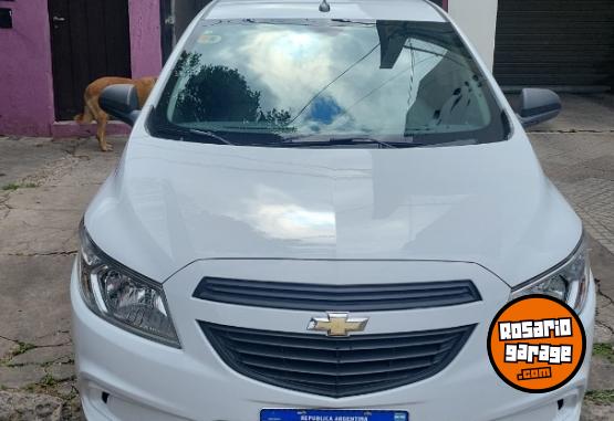 Autos - Chevrolet Onix 2017 GNC 70000Km - En Venta