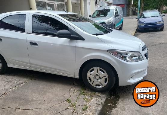 Autos - Chevrolet Onix 2017 GNC 70000Km - En Venta