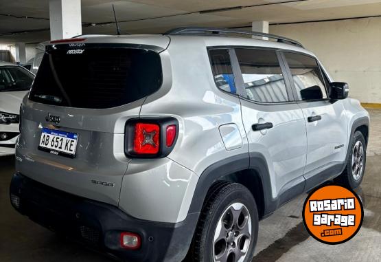 Camionetas - Jeep Renegade Sport 1.8 AT 2017 Nafta 97000Km - En Venta