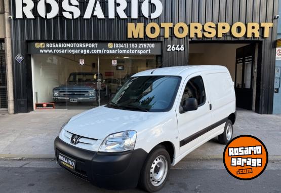 Utilitarios - Peugeot partner 2022 GNC 16000Km - En Venta