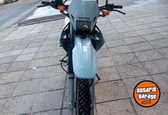 Motos - Honda XR 250 TORNADO 2020 Nafta 7500Km - En Venta