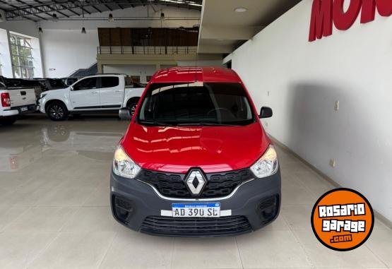 Utilitarios - Renault Kangoo 2019 Nafta 74000Km - En Venta