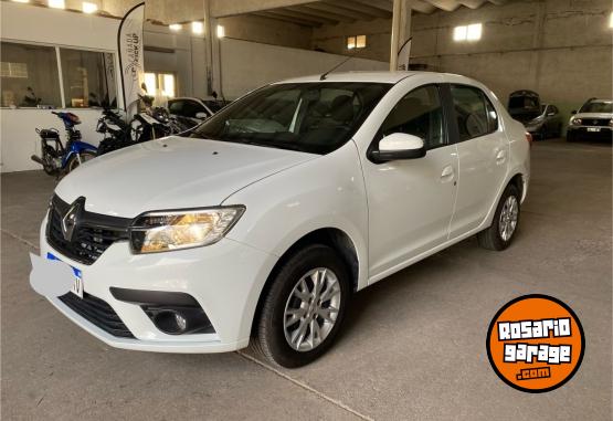 Autos - Renault LOGAN 2022 Nafta 37000Km - En Venta