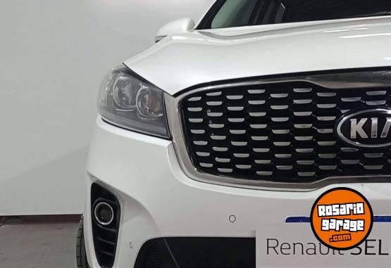 Camionetas - Kia SORENTO EX 2,4 4X2 2018 Nafta 108478Km - En Venta