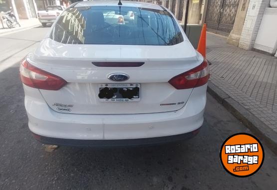 Autos - Ford Focus Se Plus 2015 Nafta 116000Km - En Venta