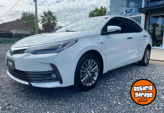 Autos - Toyota Corolla XEI pack CVT 2017 Nafta 80000Km - En Venta