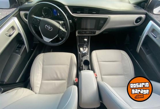 Autos - Toyota Corolla XEI pack CVT 2017 Nafta 80000Km - En Venta