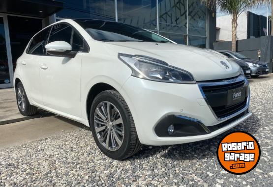 Autos - Peugeot 208 Feline 1.6 2017 Nafta 40000Km - En Venta