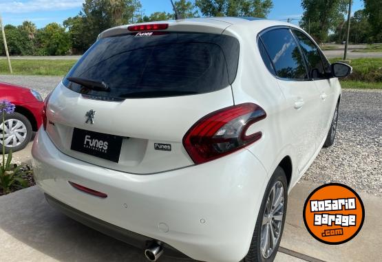 Autos - Peugeot 208 Feline 1.6 2017 Nafta 40000Km - En Venta