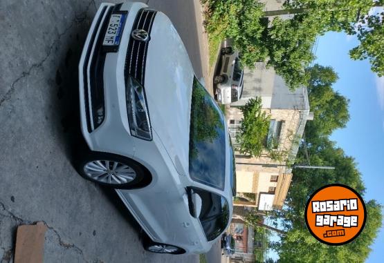 Autos - Volkswagen Vento 2018 Nafta 97000Km - En Venta