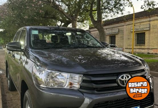 Camionetas - Toyota Hilux Dx 2.4 4x2 2024 Diesel 70Km - En Venta