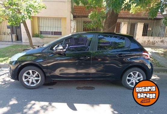 Autos - Peugeot 208 2013 Nafta 116000Km - En Venta