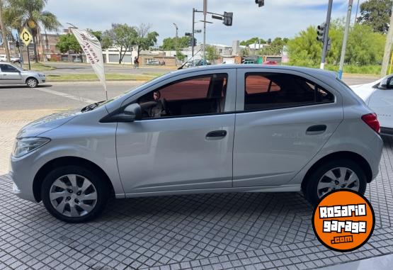 Autos - Chevrolet ONIX LT 1.4 5P 2014 Nafta 140000Km - En Venta