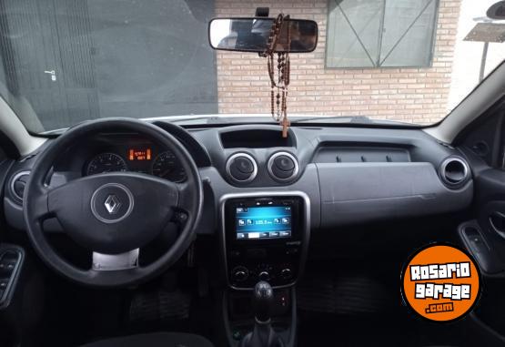 Autos - Renault Duster 2015 GNC 148000Km - En Venta