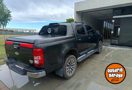 Camionetas - Chevrolet S10 HIGH COUNTRY 4X2 2017 Diesel 160000Km - En Venta