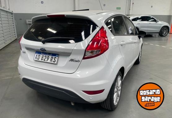 Autos - Ford Fiesta Se Plus AT 2019 Nafta 52000Km - En Venta