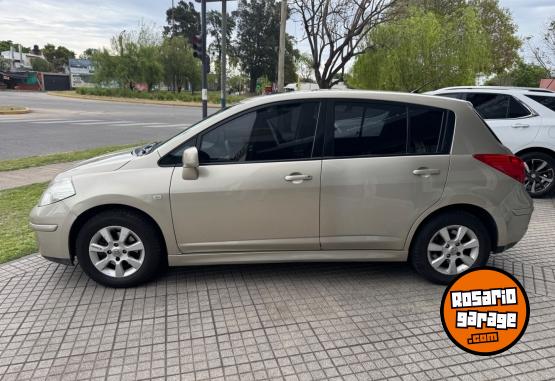 Autos - Nissan TIIDA ACENTA 1.8 2010 Nafta 180000Km - En Venta