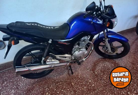 Motos - Honda Titan 150 2019 Nafta 15400Km - En Venta