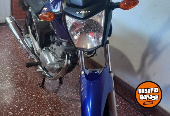 Motos - Honda Titan 150 2019 Nafta 15400Km - En Venta