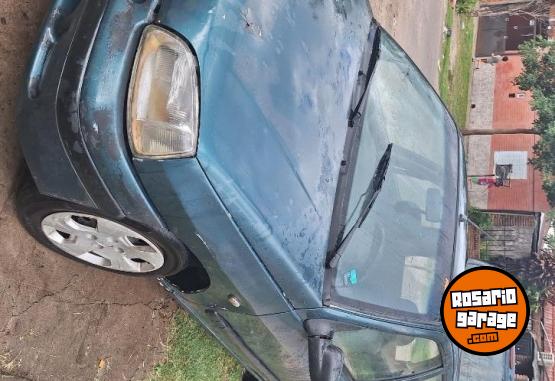 Autos - Renault Clio 1998 Diesel 200Km - En Venta