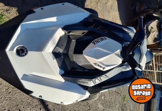 Embarcaciones - Moto de agua Sea doo spark 90hp - En Venta