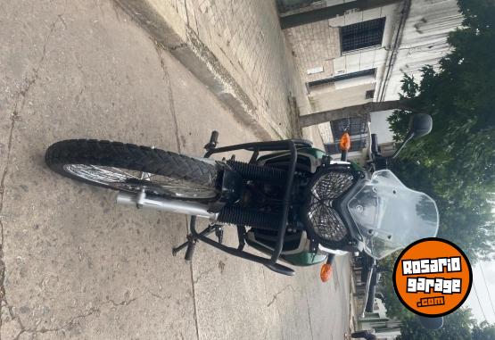 Motos - Yamaha Tener 250 2018 Nafta 16000Km - En Venta