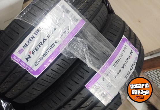 Accesorios para Autos - Cubierta Nexen tire 225 45 17 - En Venta