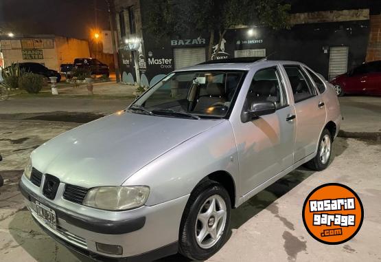 Autos - Seat Cordoba 2002 Diesel 198000Km - En Venta