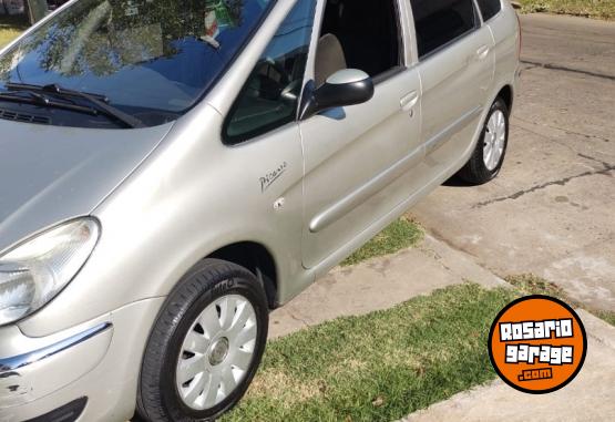 Autos - Citroen Picasso 2.0 Exclusive 2011 Nafta 180000Km - En Venta